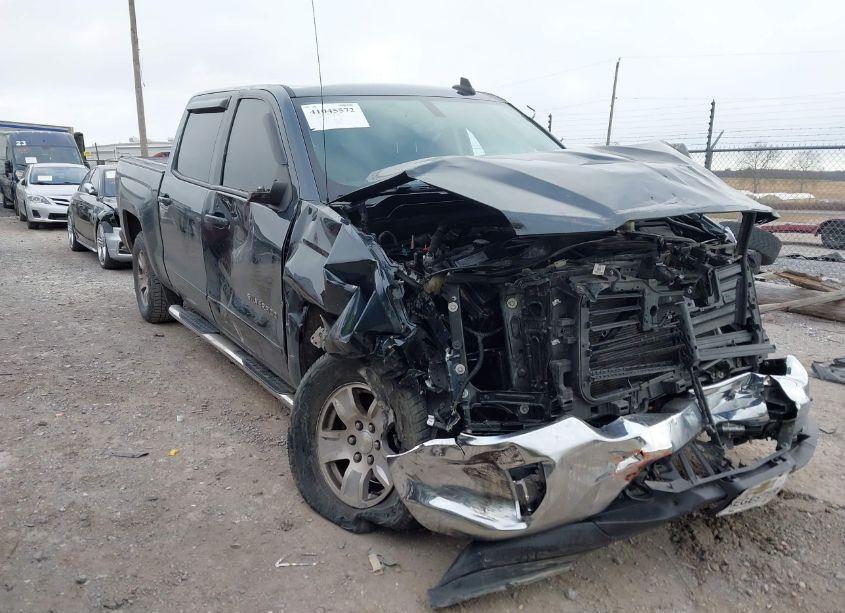 2017 Chevrolet Silverado 1500 1LT (VIN 3GCUKREC9HG448652) main photo