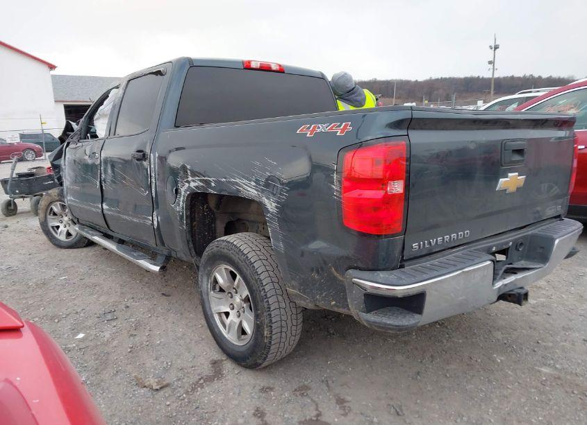 Photo 3 of 2017 Chevrolet Silverado 1500 1LT (VIN 3GCUKREC9HG448652)