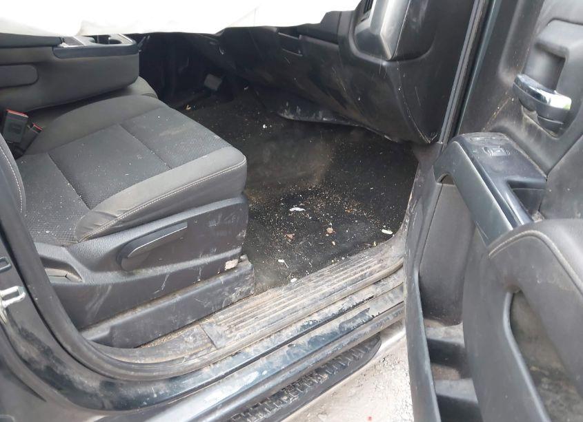 Photo 5 of 2017 Chevrolet Silverado 1500 1LT (VIN 3GCUKREC9HG448652)