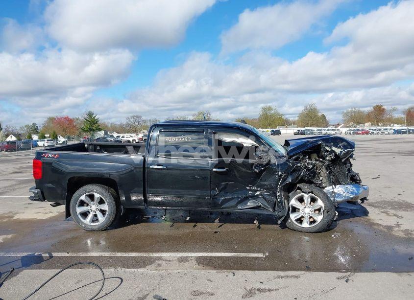 Photo 14 of 2018 Chevrolet Silverado 1500 1LT/2LT (VIN 3GCUKREC9JG407184)
