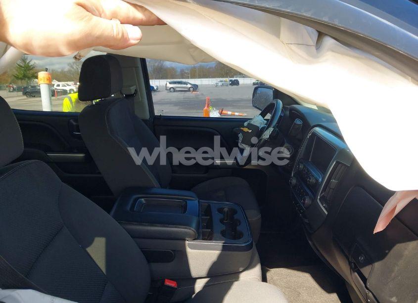 Photo 5 of 2018 Chevrolet Silverado 1500 1LT/2LT (VIN 3GCUKREC9JG407184)