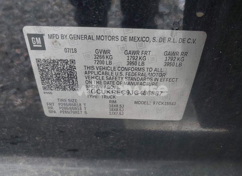 Photo 9 of 2018 Chevrolet Silverado 1500 2LT (VIN 3GCUKREC9JG486887)