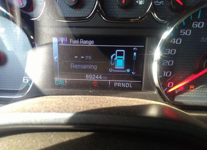 Photo 15 of 2018 Chevrolet Silverado 1500 2LT (VIN 3GCUKREC9JG570644)