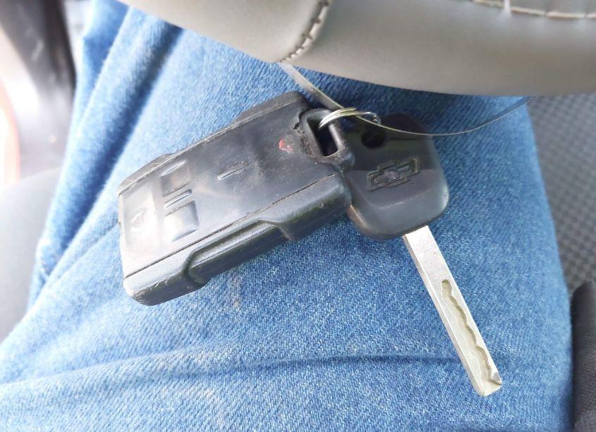 Photo 11 of 2018 Chevrolet Silverado 1500 2LT (VIN 3GCUKREC9JG645133)