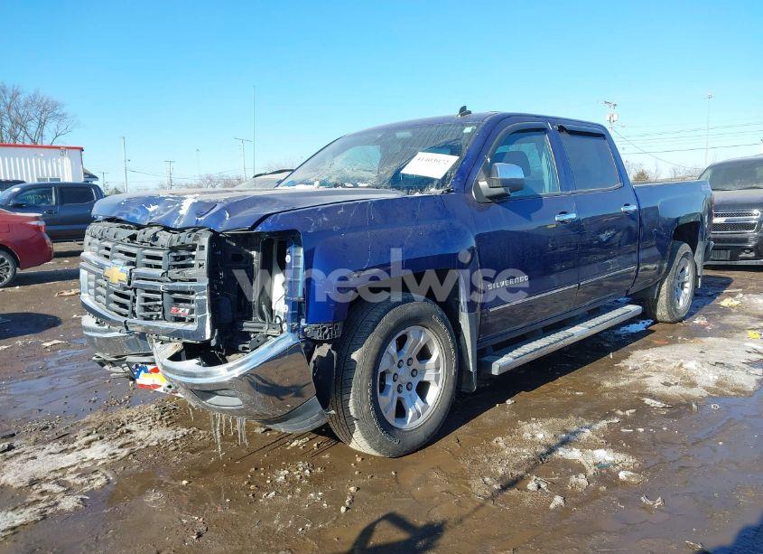 Photo 2 of 2014 Chevrolet Silverado 1500 2LT (VIN 3GCUKRECXEG383113)