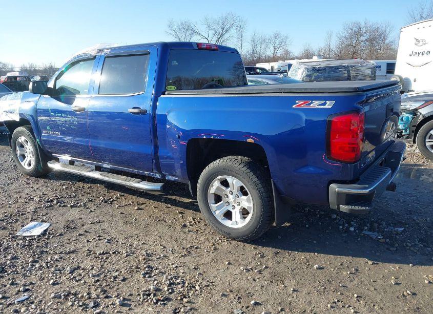 Photo 3 of 2014 Chevrolet Silverado 1500 2LT (VIN 3GCUKRECXEG444217)