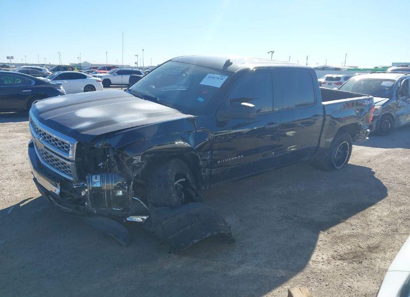 Photo 2 of 2014 Chevrolet Silverado 1500 2LT (VIN 3GCUKRECXEG548688)