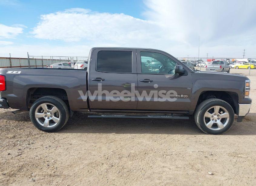 Photo 13 of 2014 Chevrolet Silverado 1500 1LT (VIN 3GCUKRECXEG555737)
