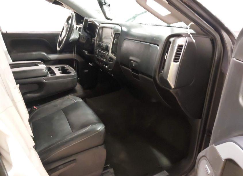 Photo 5 of 2015 Chevrolet Silverado 1500 2LT (VIN 3GCUKRECXFG186735)