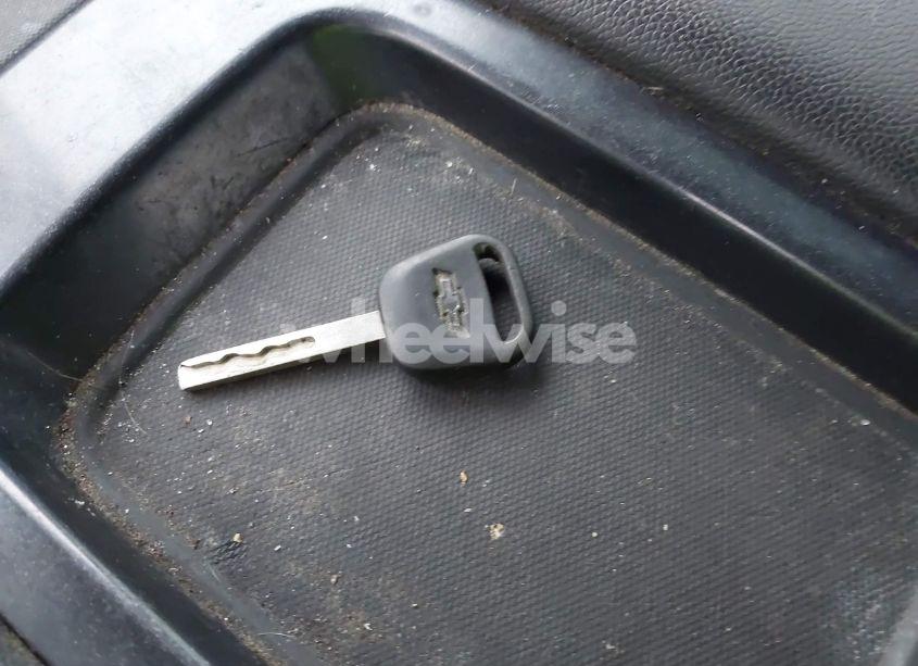 Photo 11 of 2015 Chevrolet Silverado 1500 2LT (VIN 3GCUKRECXFG197914)