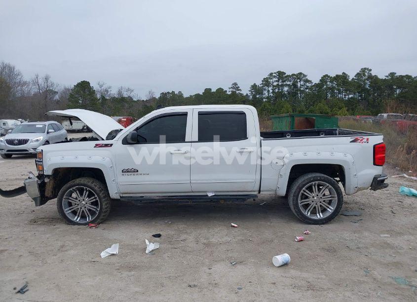 Photo 14 of 2015 Chevrolet Silverado 1500 2LT (VIN 3GCUKRECXFG197914)