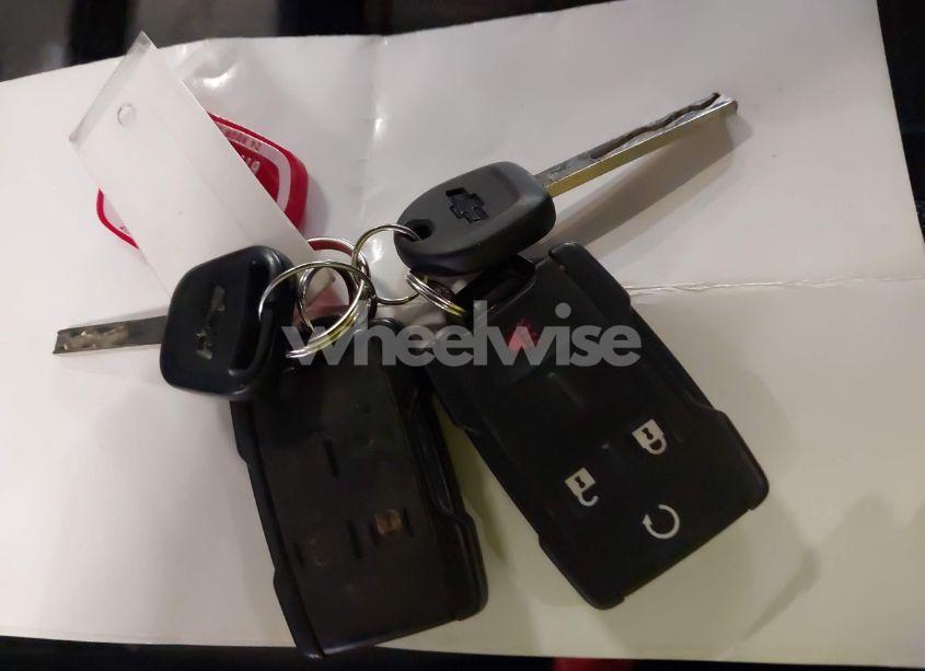 Photo 11 of 2015 Chevrolet Silverado 1500 1LT (VIN 3GCUKRECXFG241779)