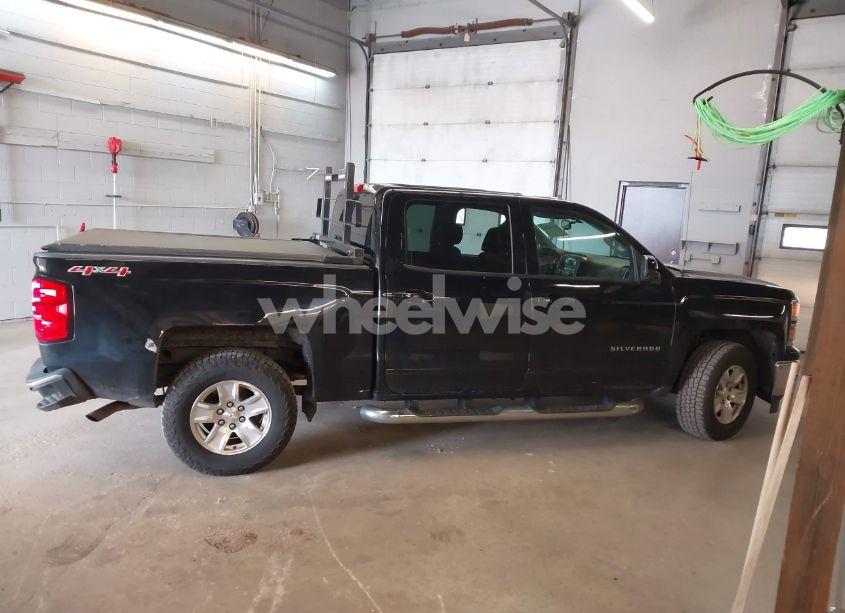 Photo 13 of 2015 Chevrolet Silverado 1500 1LT (VIN 3GCUKRECXFG241779)