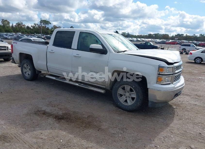 2015 Chevrolet Silverado 1500 1LT/2LT (VIN 3GCUKRECXFG267301) main photo