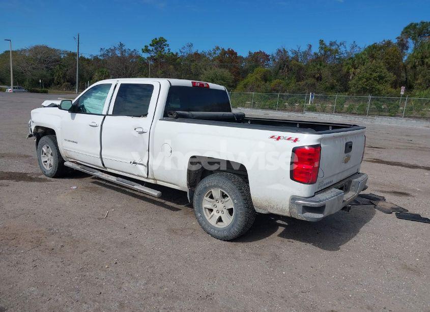 Photo 3 of 2015 Chevrolet Silverado 1500 1LT/2LT (VIN 3GCUKRECXFG267301)