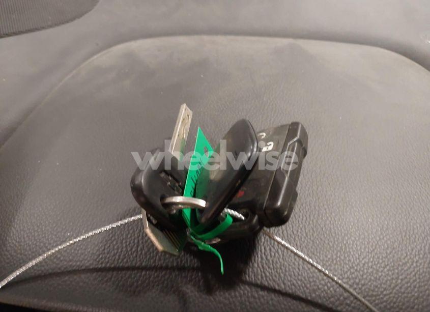 Photo 11 of 2015 Chevrolet Silverado 1500 2LT (VIN 3GCUKRECXFG323379)