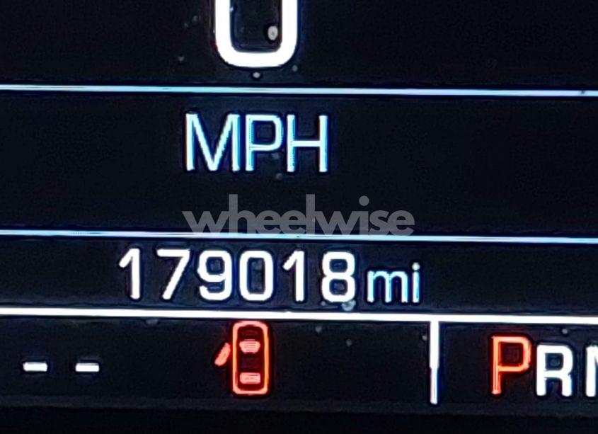 Photo 15 of 2015 Chevrolet Silverado 1500 2LT (VIN 3GCUKRECXFG323379)