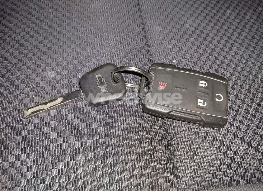 Photo 11 of 2015 Chevrolet Silverado 1500 2LT (VIN 3GCUKRECXFG495914)