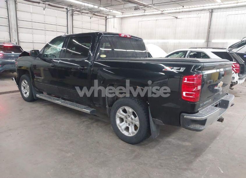 Photo 3 of 2015 Chevrolet Silverado 1500 2LT (VIN 3GCUKRECXFG495914)