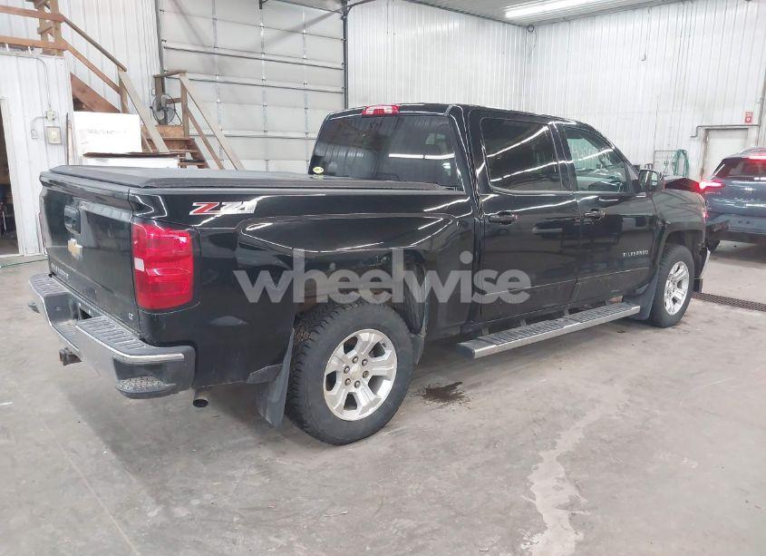 Photo 4 of 2015 Chevrolet Silverado 1500 2LT (VIN 3GCUKRECXFG495914)