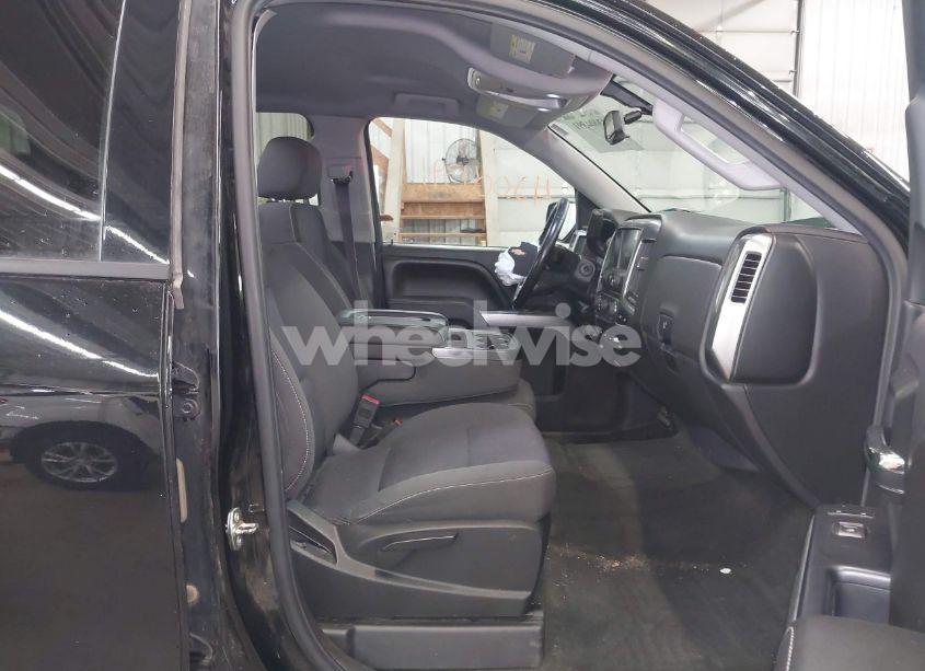 Photo 5 of 2015 Chevrolet Silverado 1500 2LT (VIN 3GCUKRECXFG495914)