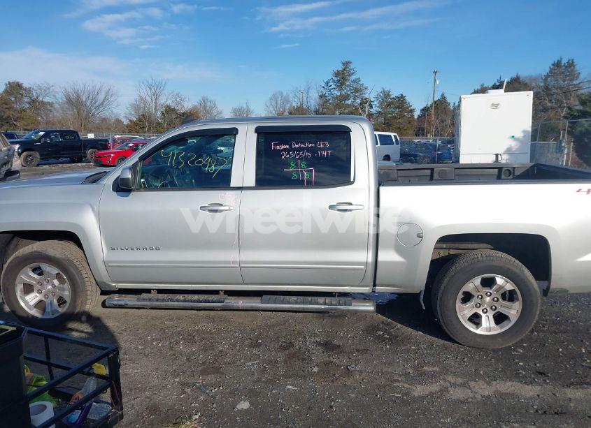 Photo 14 of 2015 Chevrolet Silverado 1500 1LT (VIN 3GCUKRECXFG531889)