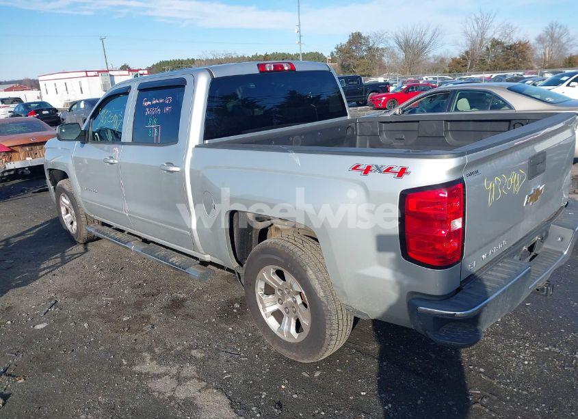 Photo 3 of 2015 Chevrolet Silverado 1500 1LT (VIN 3GCUKRECXFG531889)