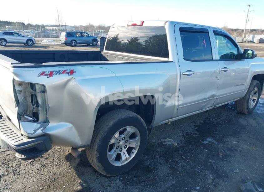 Photo 6 of 2015 Chevrolet Silverado 1500 1LT (VIN 3GCUKRECXFG531889)