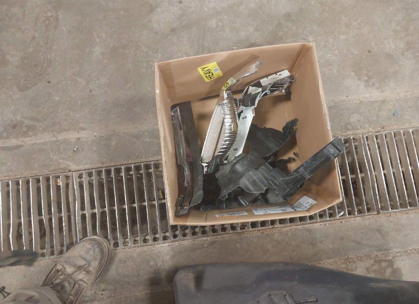 Photo 12 of 2016 Chevrolet Silverado 1500 2LT (VIN 3GCUKRECXGG154854)