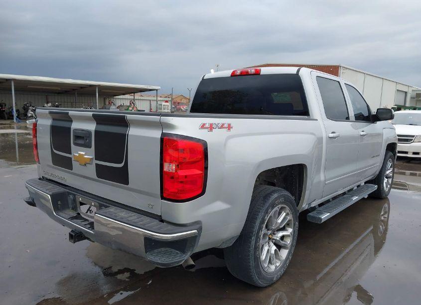 Photo 4 of 2016 Chevrolet Silverado 1500 1LT (VIN 3GCUKRECXGG157527)