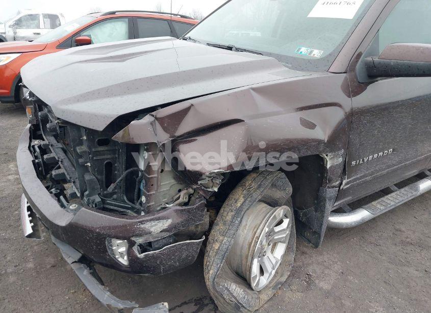 Photo 6 of 2016 Chevrolet Silverado 1500 2LT (VIN 3GCUKRECXGG180807)