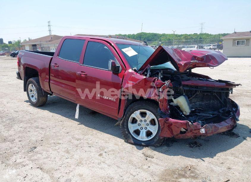 2016 Chevrolet Silverado 1500 LT (VIN 3GCUKRECXGG358277) main photo
