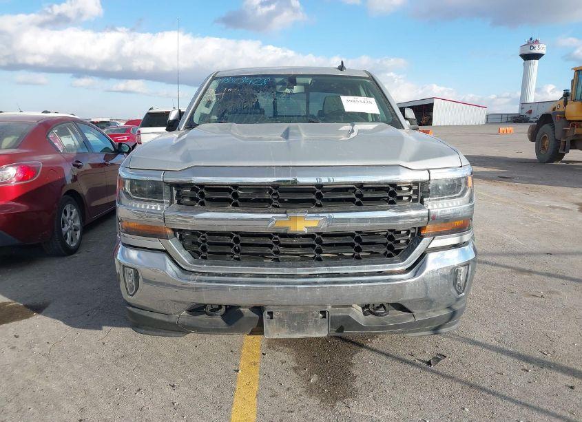 Photo 12 of 2017 Chevrolet Silverado 1500 1LT (VIN 3GCUKRECXHG233782)