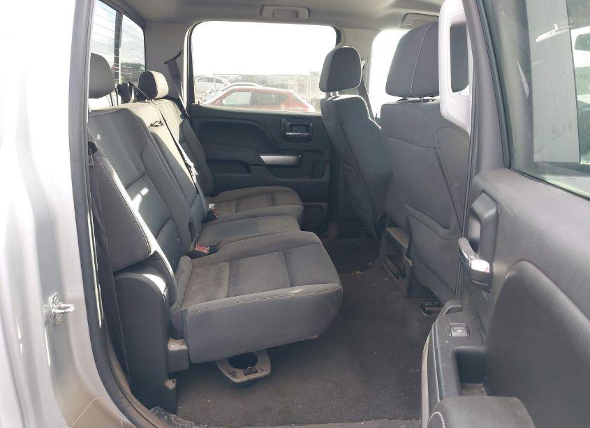 Photo 8 of 2017 Chevrolet Silverado 1500 1LT (VIN 3GCUKRECXHG233782)