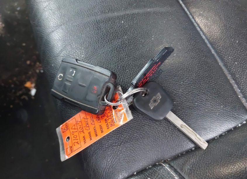 Photo 11 of 2017 Chevrolet Silverado 1500 2LT (VIN 3GCUKRECXHG285476)