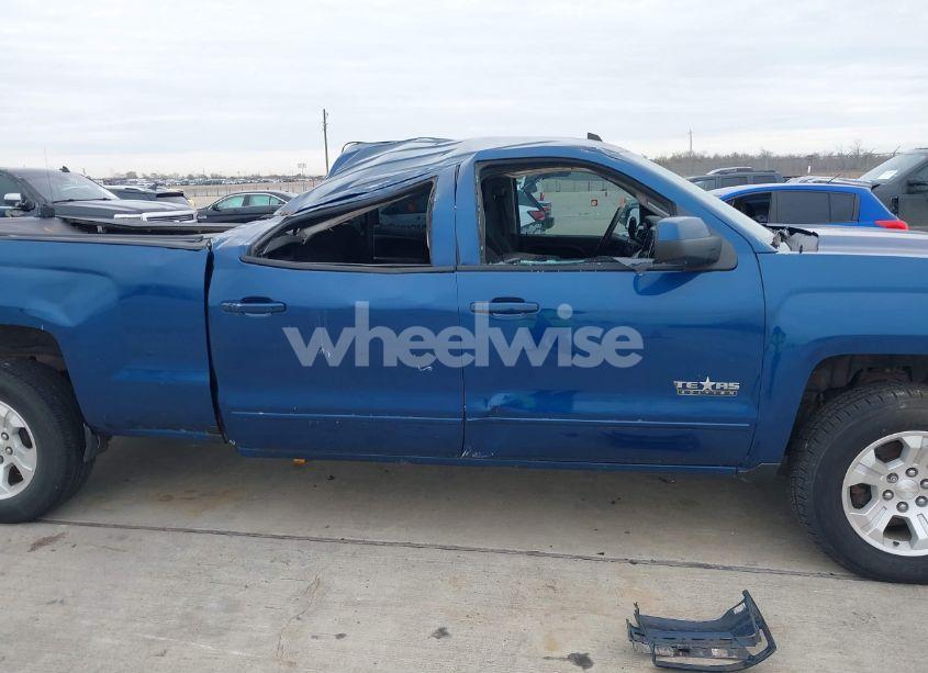 Photo 12 of 2017 Chevrolet Silverado 1500 2LT (VIN 3GCUKRECXHG300820)