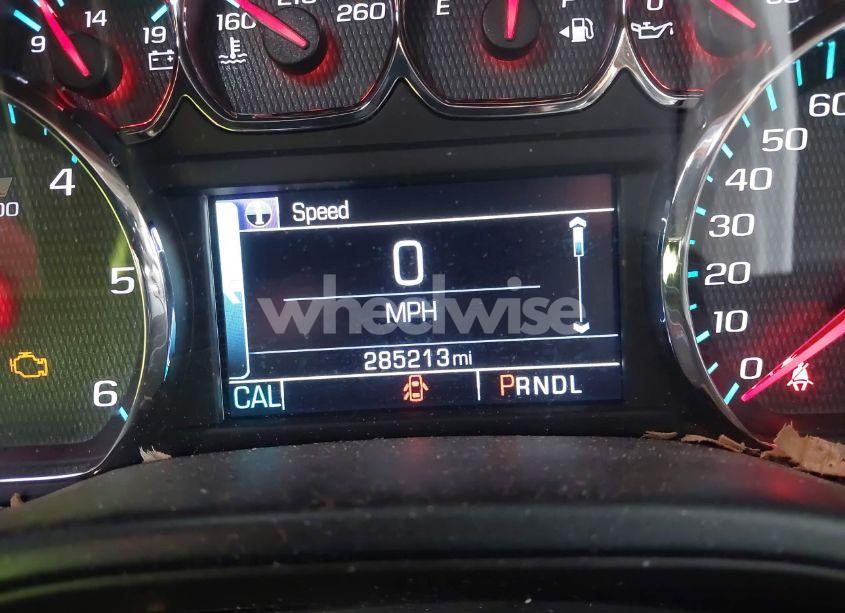 Photo 14 of 2017 Chevrolet Silverado 1500 2LT (VIN 3GCUKRECXHG300820)