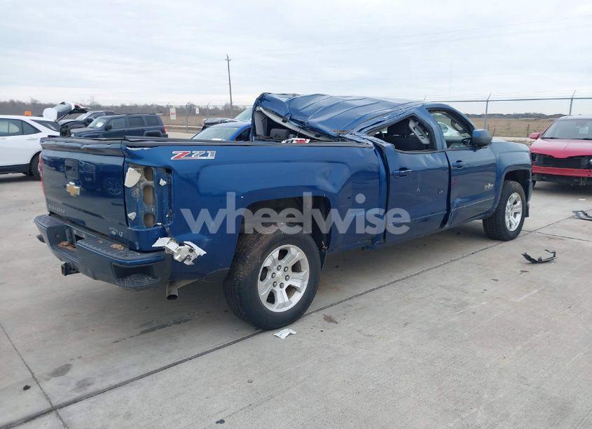 Photo 4 of 2017 Chevrolet Silverado 1500 2LT (VIN 3GCUKRECXHG300820)