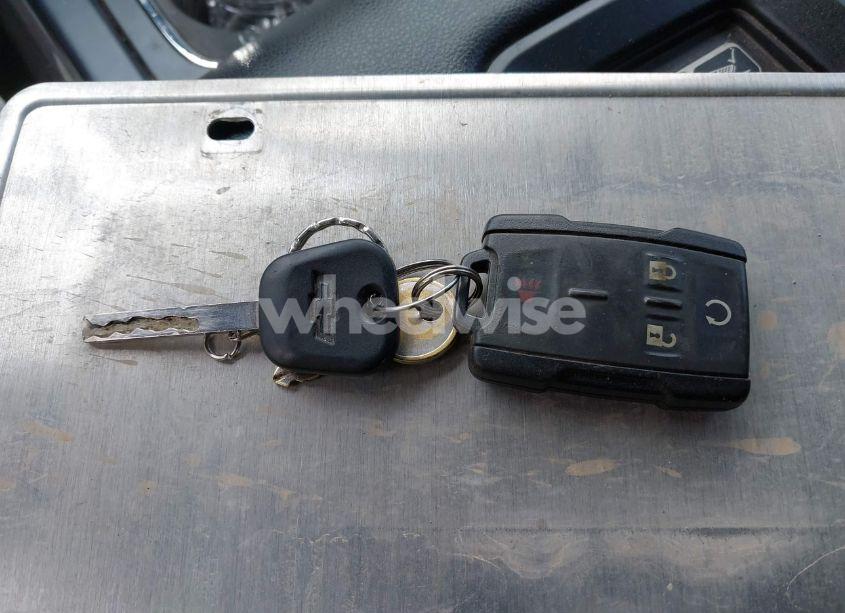 Photo 11 of 2017 Chevrolet Silverado 1500 2LT (VIN 3GCUKRECXHG395119)