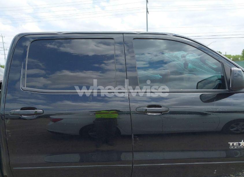 Photo 14 of 2017 Chevrolet Silverado 1500 2LT (VIN 3GCUKRECXHG395119)