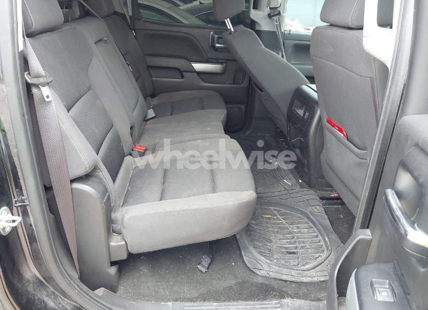 Photo 8 of 2017 Chevrolet Silverado 1500 2LT (VIN 3GCUKRECXHG395119)