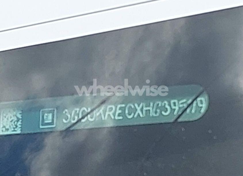 Photo 9 of 2017 Chevrolet Silverado 1500 2LT (VIN 3GCUKRECXHG395119)