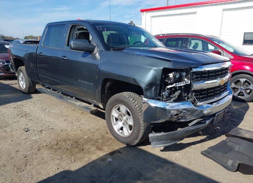 2017 Chevrolet Silverado 1500 1LT (VIN 3GCUKRECXHG412226) main photo