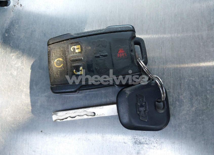 Photo 11 of 2017 Chevrolet Silverado 1500 2LT (VIN 3GCUKRECXHG439541)