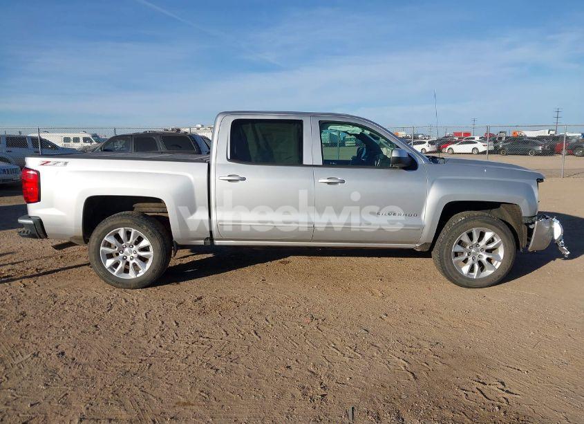 Photo 13 of 2017 Chevrolet Silverado 1500 2LT (VIN 3GCUKRECXHG439541)