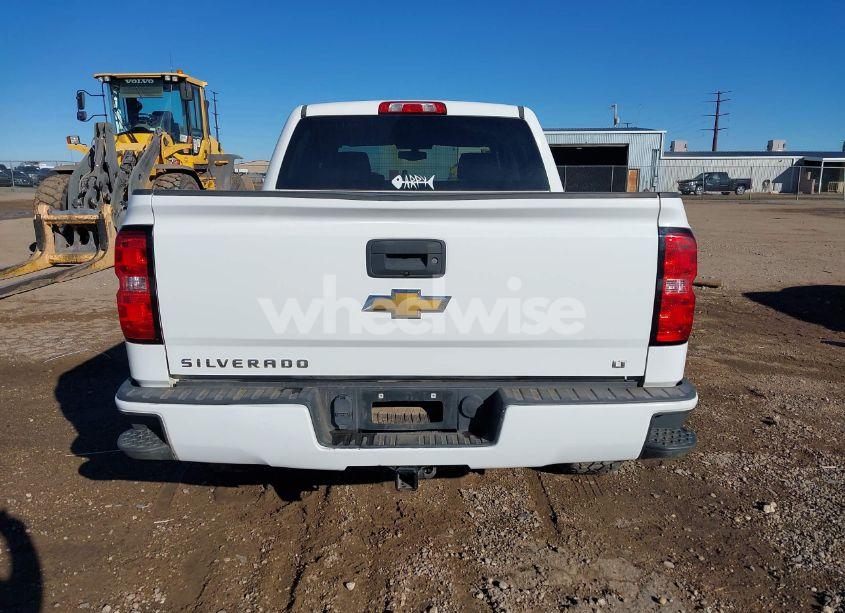 Photo 16 of 2018 Chevrolet Silverado 1500 2LT (VIN 3GCUKRECXJG171449)