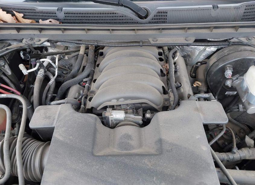 Photo 10 of 2018 Chevrolet Silverado 1500 2LT (VIN 3GCUKRECXJG419327)