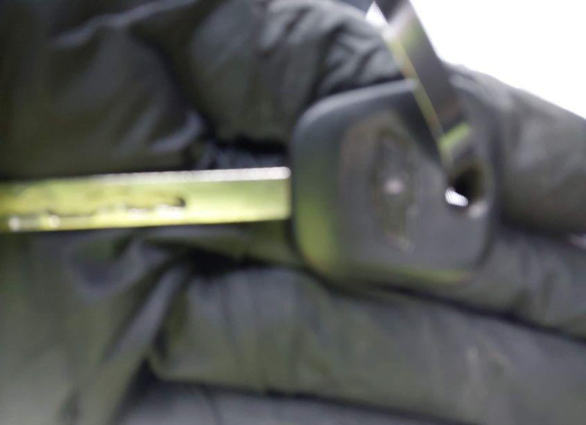 Photo 11 of 2018 Chevrolet Silverado 1500 2LT (VIN 3GCUKRECXJG419327)