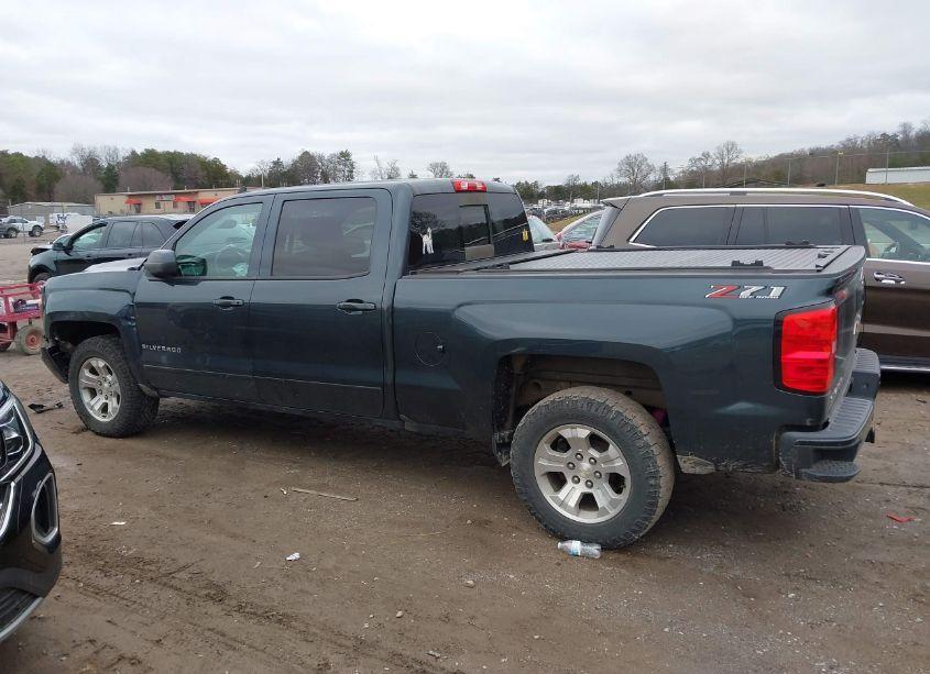 Photo 14 of 2018 Chevrolet Silverado 1500 2LT (VIN 3GCUKRECXJG419327)