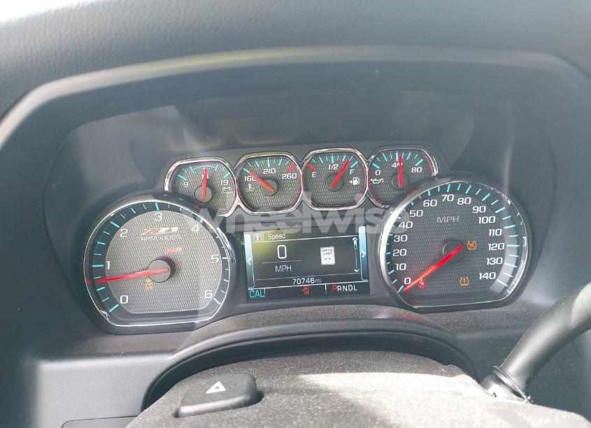 Photo 7 of 2018 Chevrolet Silverado 1500 2LT (VIN 3GCUKRECXJG477812)